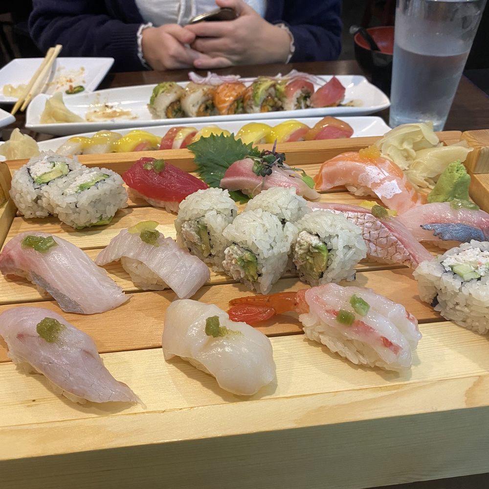 Fuji Sushi - Nigiri dinner - Sushi Bars Near Me - Seattle, Washington