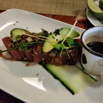 La Tequila - Raw tuna appetizer - a delight! - Mexican Near Me - Guadalajara, JAL La Tequila - Raw tuna appetizer - a delight! - Mexican Near Me - Guadalajara, JAL