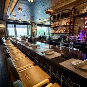 Tiburon Coastal Cuisine - Seafood Near Me - Fishers, Indiana