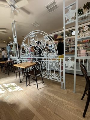 Jeannine's Restaurant & Bakery by null