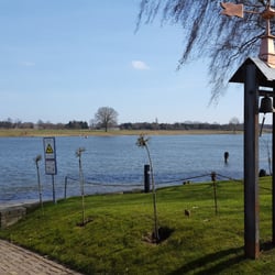 Tante Jet aan de Maas