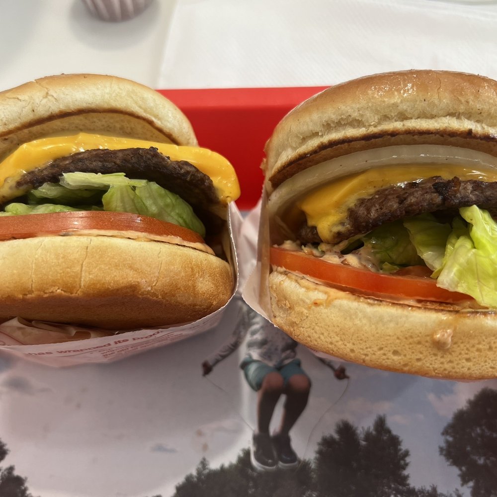 In-N-Out Burger - Cheeseburger - Fast Food Near Me - Gilbert, Arizona