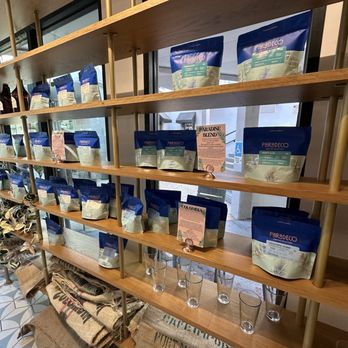 Paradeco Coffee Roasters - Coffee & Tea Near Me - St. Petersburg, Florida