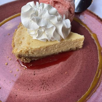 Al Biernat's Oak Lawn - Key lime pie - Steakhouses Near Me - Dallas, Texas Al Biernat's Oak Lawn - Key lime pie - Steakhouses Near Me - Dallas, Texas
