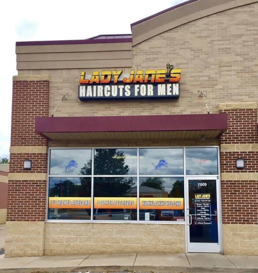 Lady Jane’s Haircuts for Men 5