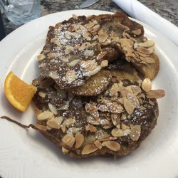 Cafe Beach Club - Toasted Almond Cinnamon Nut Croissant French Toast , Warm Syrup