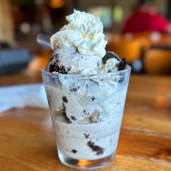 RedPoint BBQ - Cookies n Cream Gelato