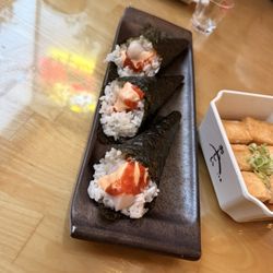 Spicy Scallop Roll