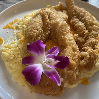 Sweet T's Southern Eatery - Catfish and Grits - Soul Food Near Me - Montclair, New Jersey