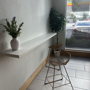 The Human Bean - Two seats for a quick break - Coffee & Tea Near Me - Garden Grove, California The Human Bean - Two seats for a quick break - Coffee & Tea Near Me - Garden Grove, California