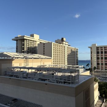 Outrigger Waikiki Beachcomber Hotel - Ocean View King Room - Balcony View - Hotels Near Me - Honolulu, Hawaii Outrigger Waikiki Beachcomber Hotel - Ocean View King Room - Balcony View - Hotels Near Me - Honolulu, Hawaii
