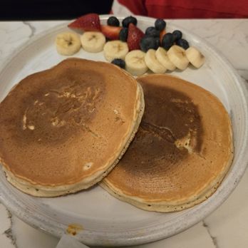 Cafe La Maude - Pancakes with bananas and berries - Cafes Near Me - Philadelphia, Pennsylvania Cafe La Maude - Pancakes with bananas and berries - Cafes Near Me - Philadelphia, Pennsylvania