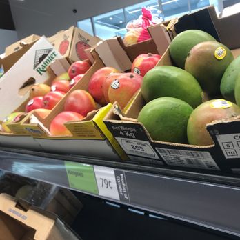ALDI - 79 cents Mangoes - Grocery Near Me - Waukesha, Wisconsin