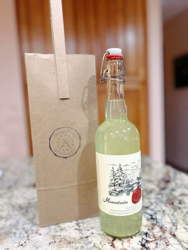 Rusty Musket Distilling Logo