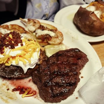 Texas Roadhouse - Steakhouses Near Me - Union City, California