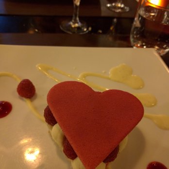 58 Tour Eiffel - Valentine's Day dessert. - French Near Me - Paris, 75 58 Tour Eiffel - Valentine's Day dessert. - French Near Me - Paris, 75