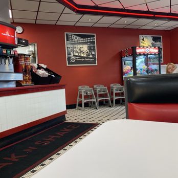 Steak ’n Shake - Inside Restaurant Area - Burgers Near Me - Palm Coast, Florida Steak ’n Shake - Inside Restaurant Area - Burgers Near Me - Palm Coast, Florida