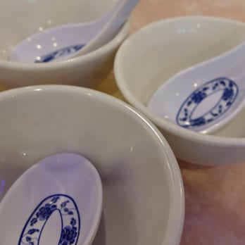 Lee Wing Wah Restaurant - Bowls - Chinese Near Me - Chicago, Illinois