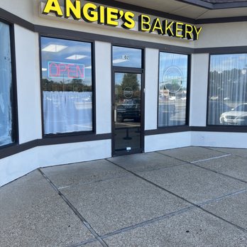 Angie's Bakery - Bakeries Near Me - Virginia Beach, Virginia
