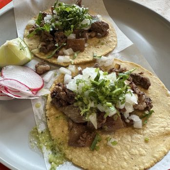 Invicto - Tacos Near Me - Vernon Hills, Illinois Invicto - Tacos Near Me - Vernon Hills, Illinois