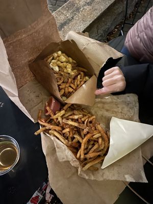 Saus at Bow Market by null