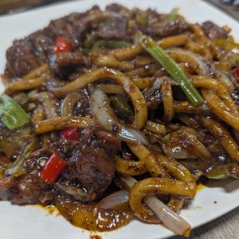 Bee Dumpling - Spicy beef Udon - Chinese Near Me - Austin, Texas
