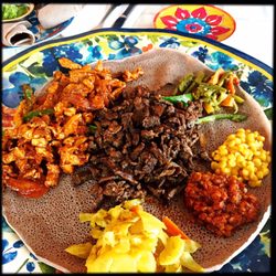 Hawwi Ethiopian Restaurant - Awaze chicken and dereck tibs