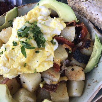 First Watch - Farmhouse Skillet - Breakfast & Brunch Near Me - Orlando, Florida