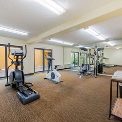 La Quinta by Wyndham Ft Lauderdale Cypress Creek - Health club fitness center gym