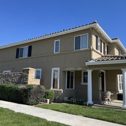 Pepe's Painting - Side of house paint