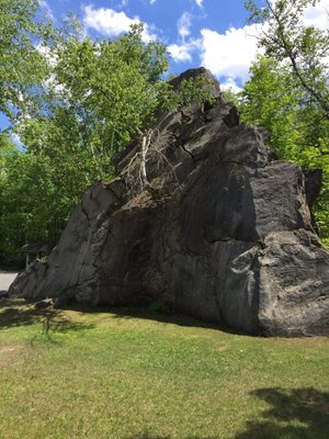 Natural Bridge State Park by null