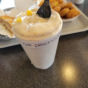 Bogey's - Peach cobbler shake (thick) - Ice Cream & Frozen Yogurt Near Me - Hutchinson, Kansas Bogey's - Peach cobbler shake (thick) - Ice Cream & Frozen Yogurt Near Me - Hutchinson, Kansas