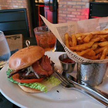 The Foundry - Foundry burger - Lounges Near Me - Pompano Beach, Florida