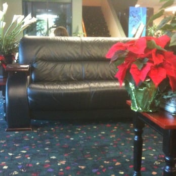 Pasadena Car Wash - Leather couches to wait on - Car Wash Near Me - Pasadena, California