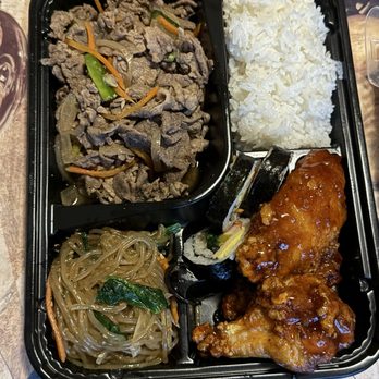 Mama Nam's Kitchen - Korean Near Me - Wilmette, Illinois Mama Nam's Kitchen - Korean Near Me - Wilmette, Illinois