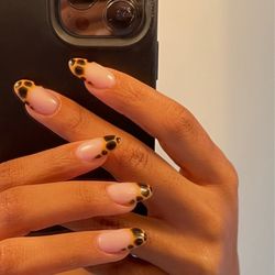 City Nails