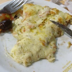 Pizzeria Il Successo - Miren ese aceitito del queso! Nada es de la masa!