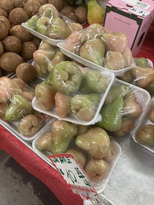 Tan Sang Tropical Fruit by null