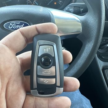Mobile Locksmith -Tucson - Car key fob programming - Keys & Locksmiths Near Me
