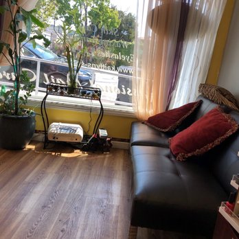 Kaitlyn's Nail Spa - Small little couch-like thing for when you wait - Nail Salons Near Me - San Rafael, California Kaitlyn's Nail Spa - Small little couch-like thing for when you wait - Nail Salons Near Me - San Rafael, California