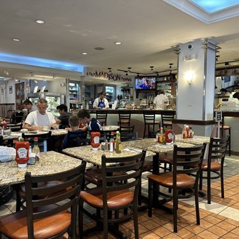 Madison Restaurant - Sunday Morning - American Near Me - New York, New York Madison Restaurant - Sunday Morning - American Near Me - New York, New York