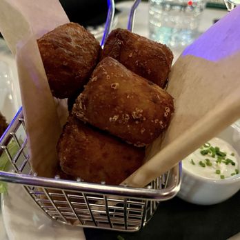 Black Swan - Bacon cheddar tots - Gastropubs Near Me - Asbury Park, New Jersey