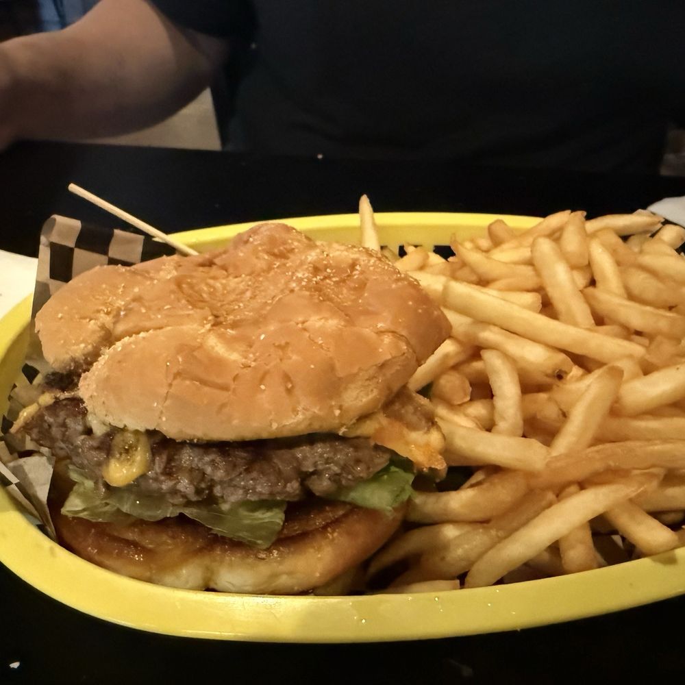 O'skis Pub & Grille - Burger - American Near Me - Sparks, Nevada O'skis Pub & Grille - Burger - American Near Me - Sparks, Nevada