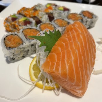 Yamato Japan - Salmon sashimi Spicy Tuna Christmas roll - Sushi Bars Near Me - Leominster, Massachusetts Yamato Japan - Salmon sashimi Spicy Tuna Christmas roll - Sushi Bars Near Me - Leominster, Massachusetts