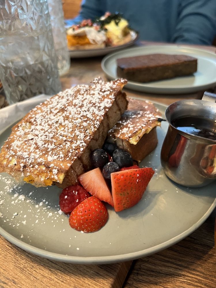 Food from Two Birds Cafe