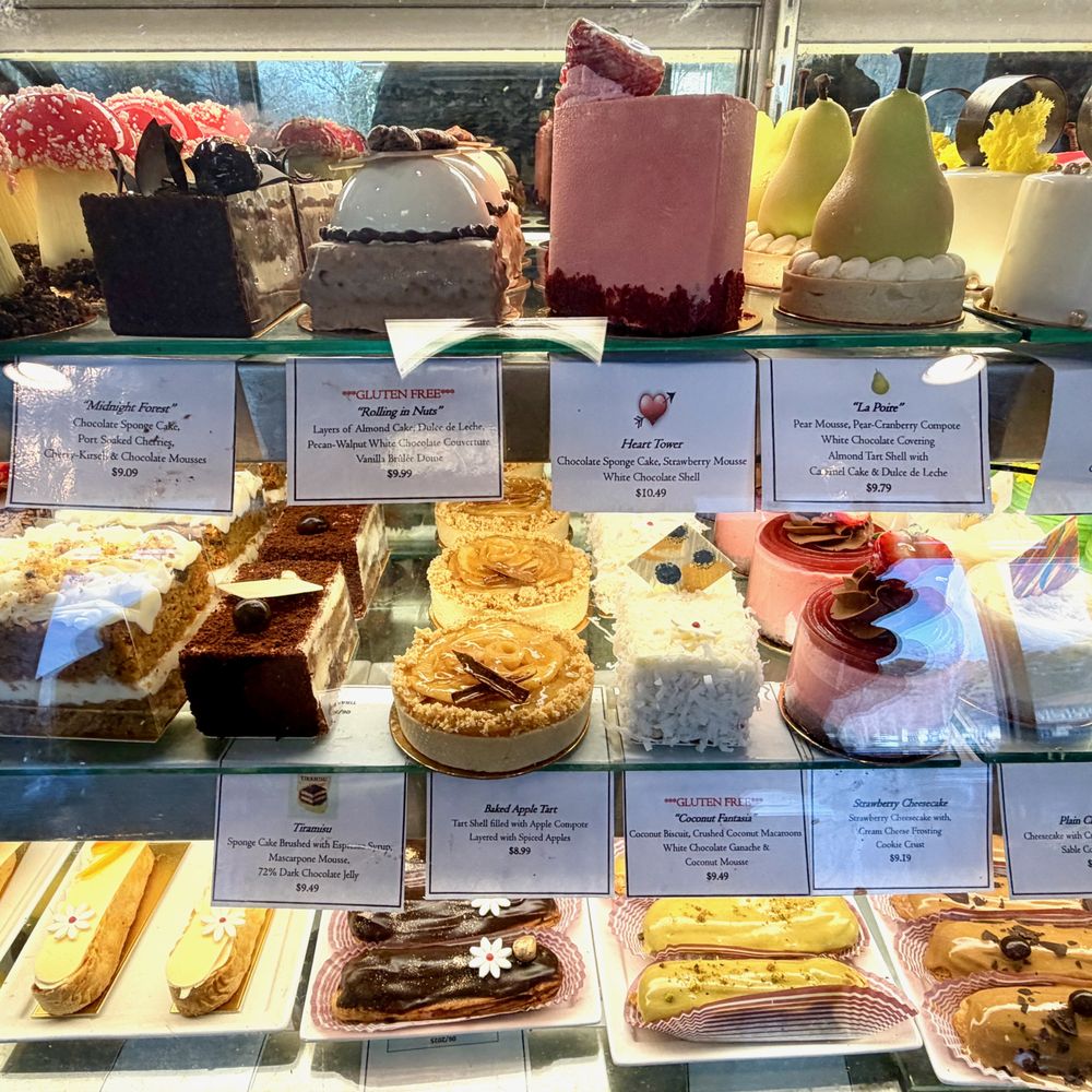 Dulce Cafe - Coffee & Tea Near Me - Durham, North Carolina