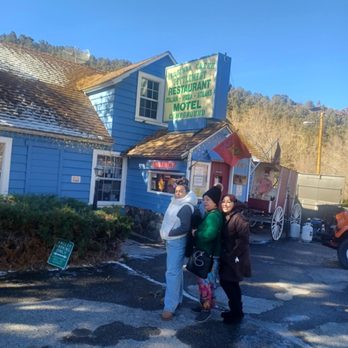 Virginia Creek Settlement - I love the restaurant! - Hotels Near Me - Bridgeport, California Virginia Creek Settlement - I love the restaurant! - Hotels Near Me - Bridgeport, California