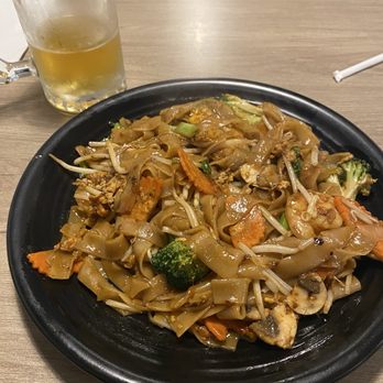 Thai Bistro - Pad see ew and yes I add bean sprouts to all my noodle dishes. It was so good - Thai Near Me - Brandon, Mississippi