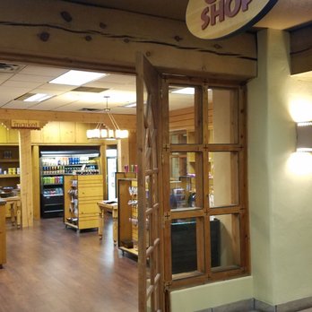 Courtyard by Marriott Page at Lake Powell - Gift shop (avoid) - Hotels Near Me - Page, Arizona