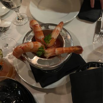 21 Oceanfront - Colossal Prawn Cocktail - New American Near Me - Newport Beach, California